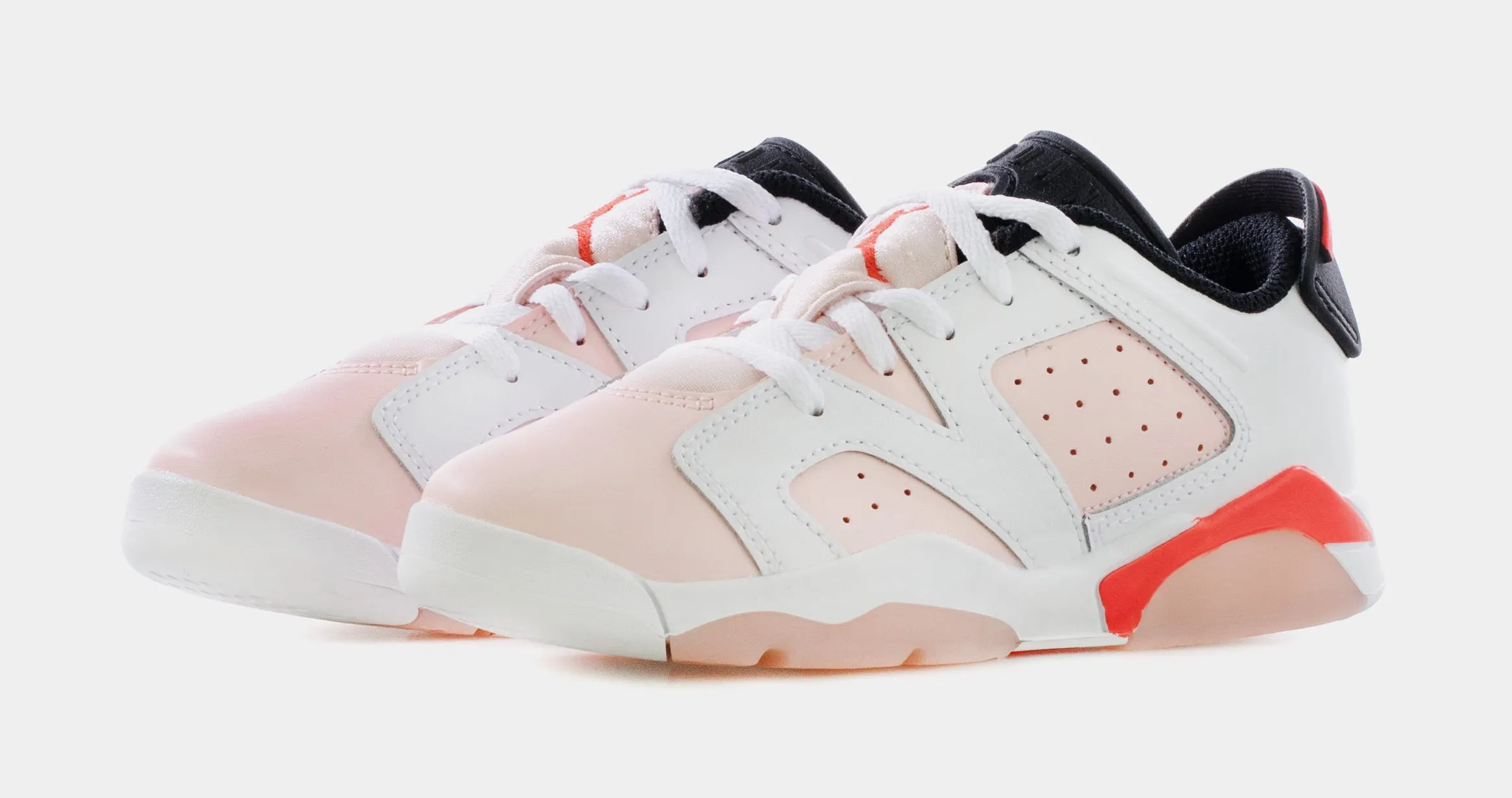 Air Jordan 6 Low Atmosphere Preschool Lifestyle Shoes (White/Pink) Free Shipping