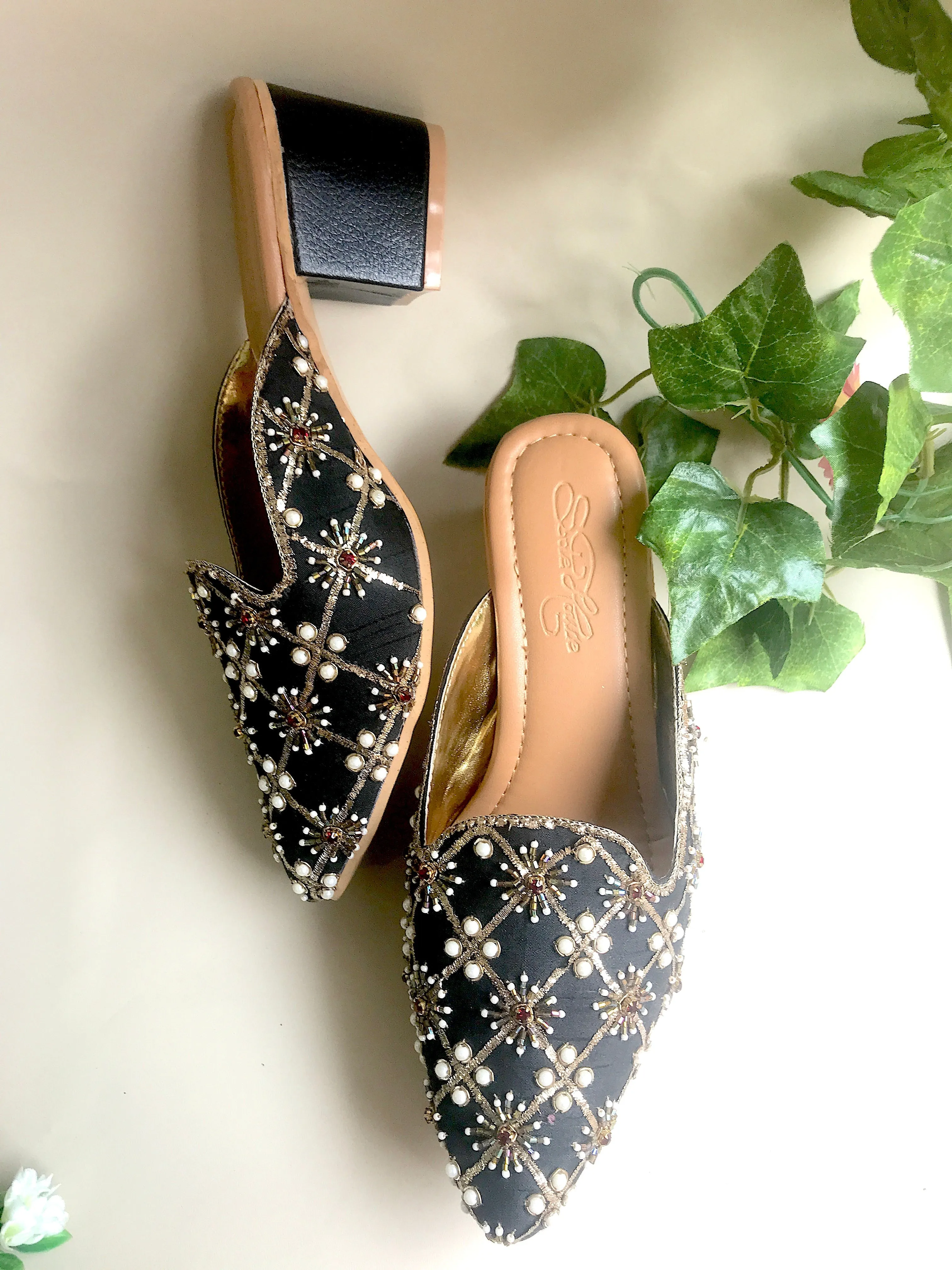 Black Nakshi Box heels