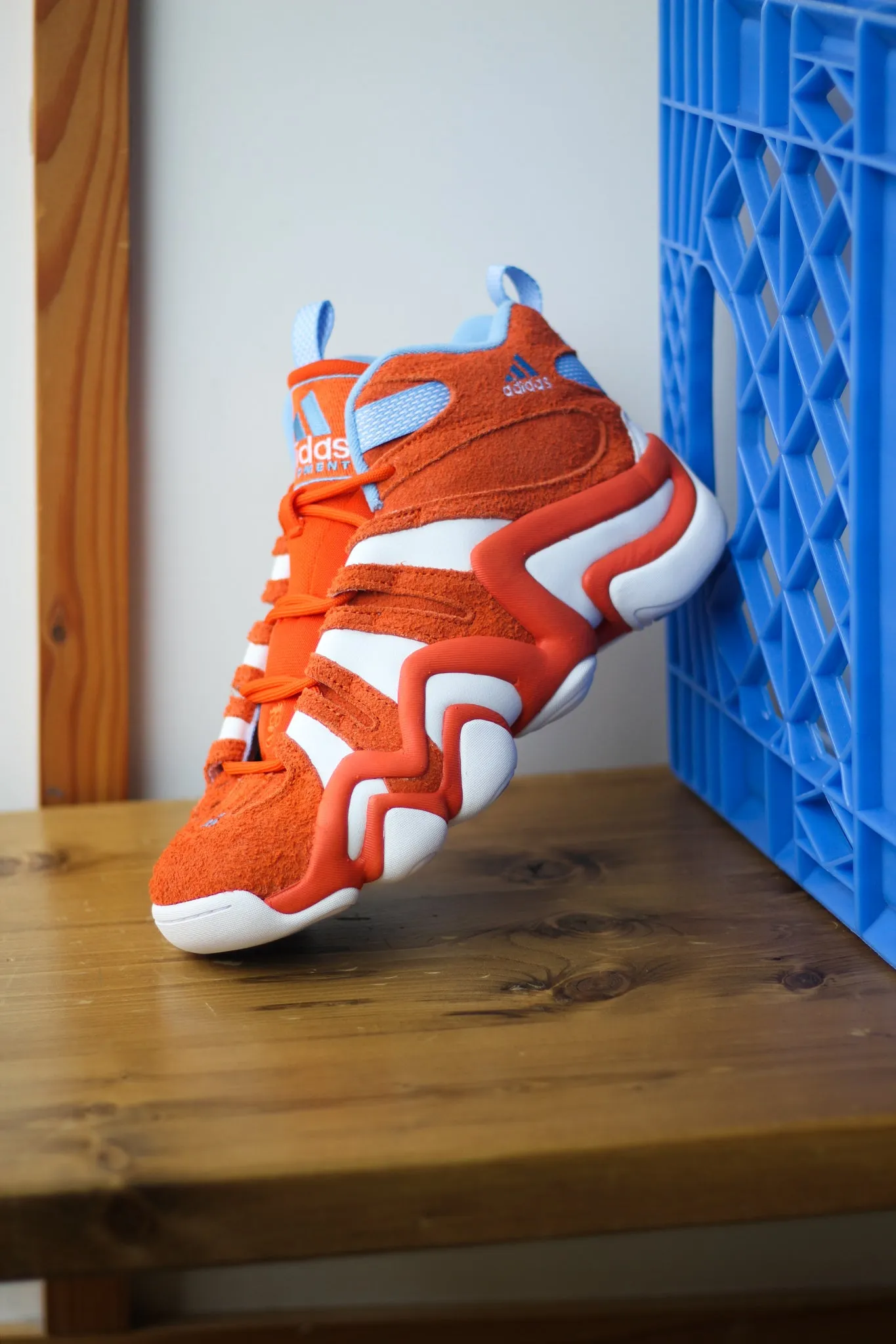 CRAZY 8 "TEAM ORANGE"