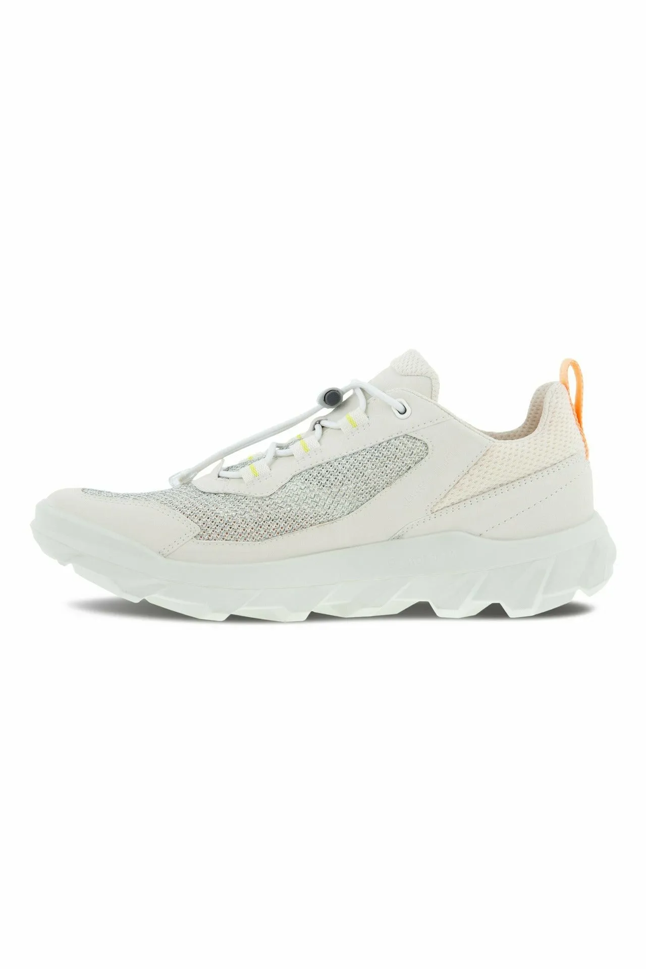 ECCO MX 820263 60330 in white