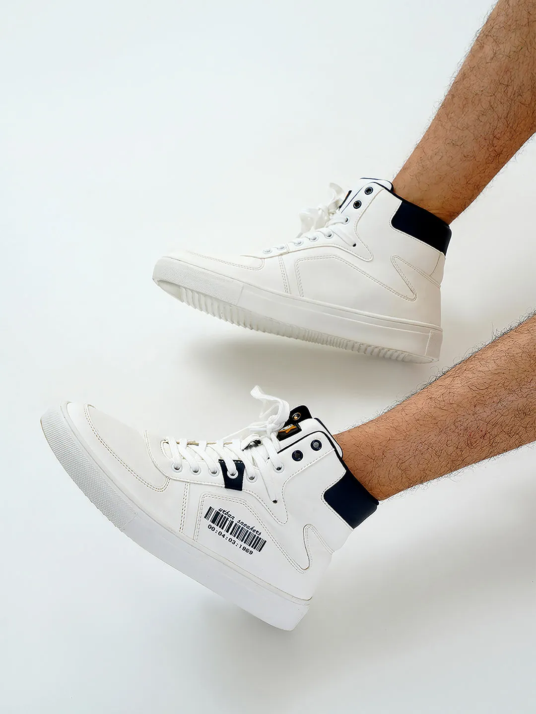 Men's White Ankle Top Active Graphic Sneaker (IX1063)