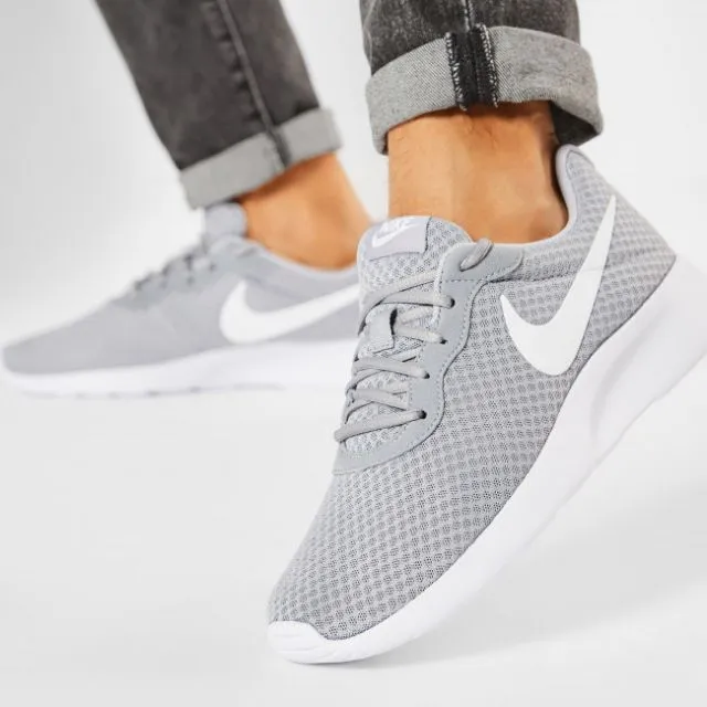 Nike Tanjun Men Lifestyle Shoes Grey/White