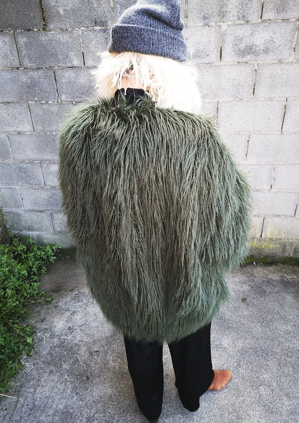 PILOT JACKET - FAUX FUR SHAGGY dark green / FUR LINING black by BERENIK