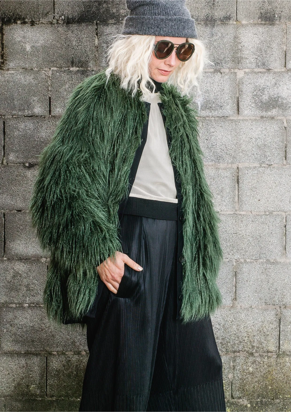 PILOT JACKET - FAUX FUR SHAGGY dark green / FUR LINING black by BERENIK