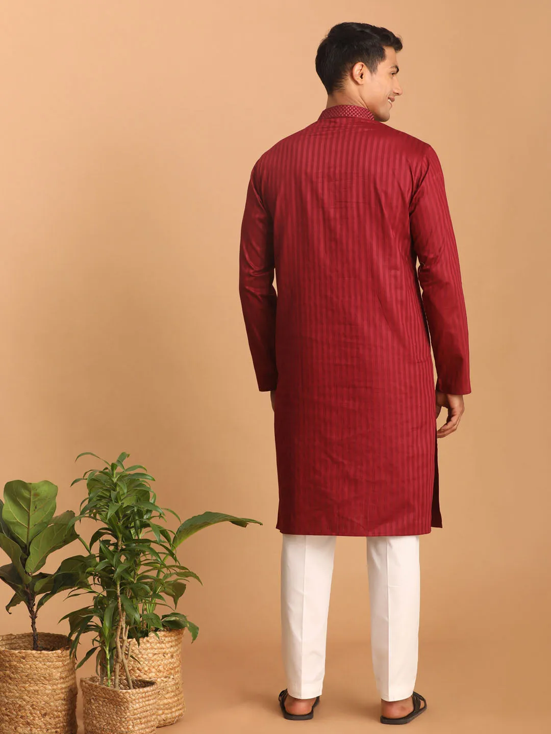 VASTRAMAY Maroon Cotton Blend Kurta Set