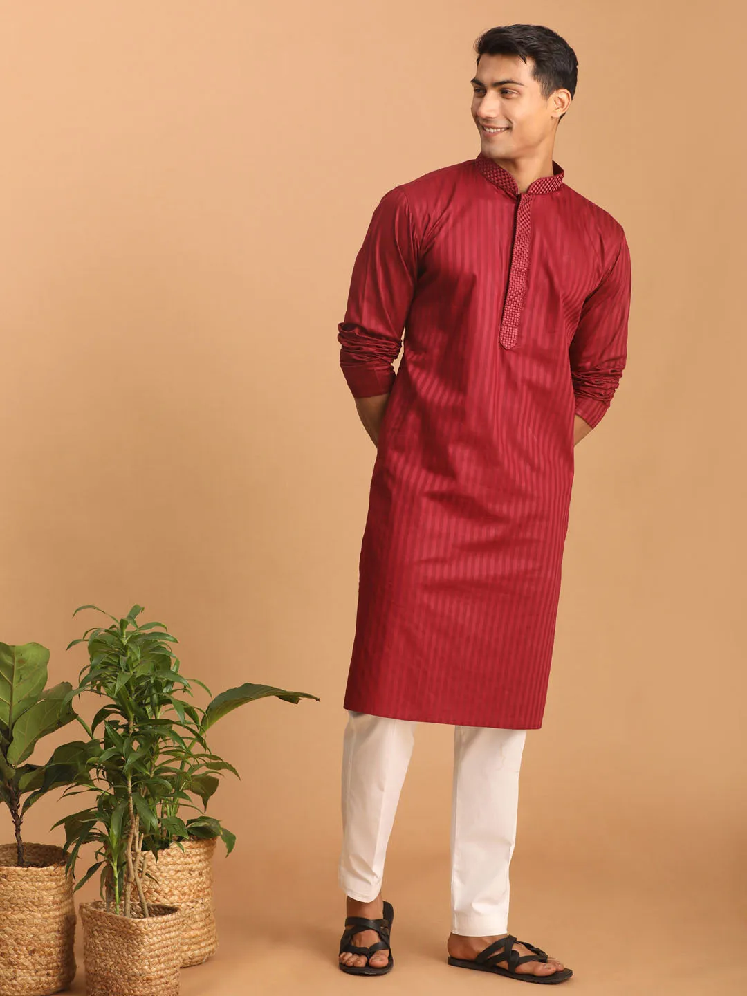 VASTRAMAY Maroon Cotton Blend Kurta Set