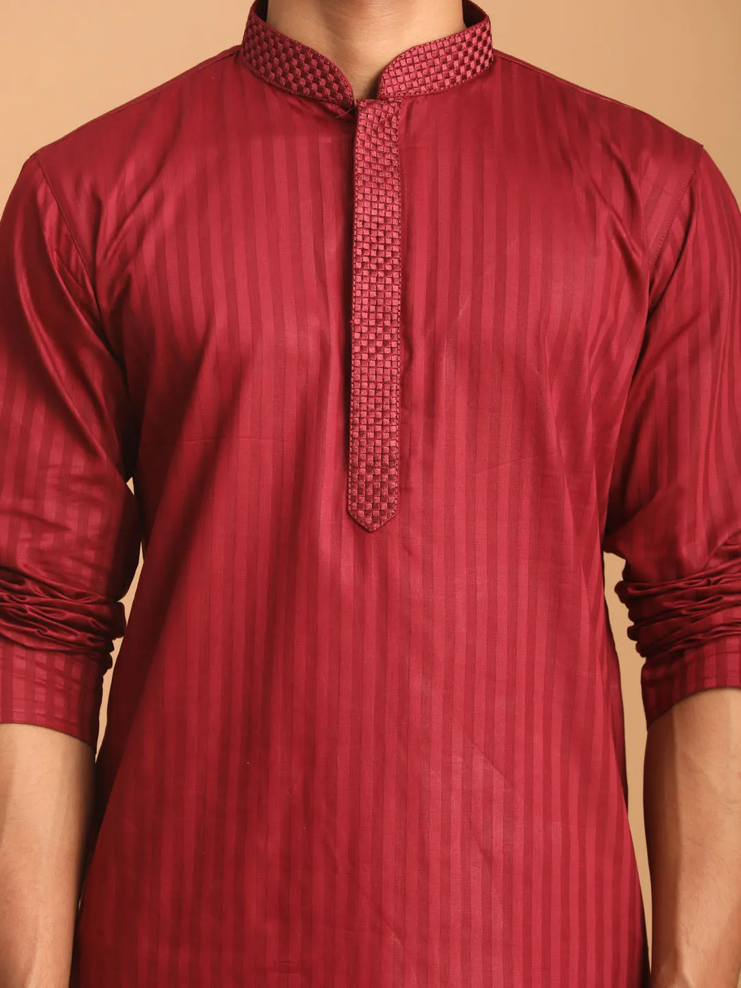 VASTRAMAY Maroon Cotton Blend Kurta Set