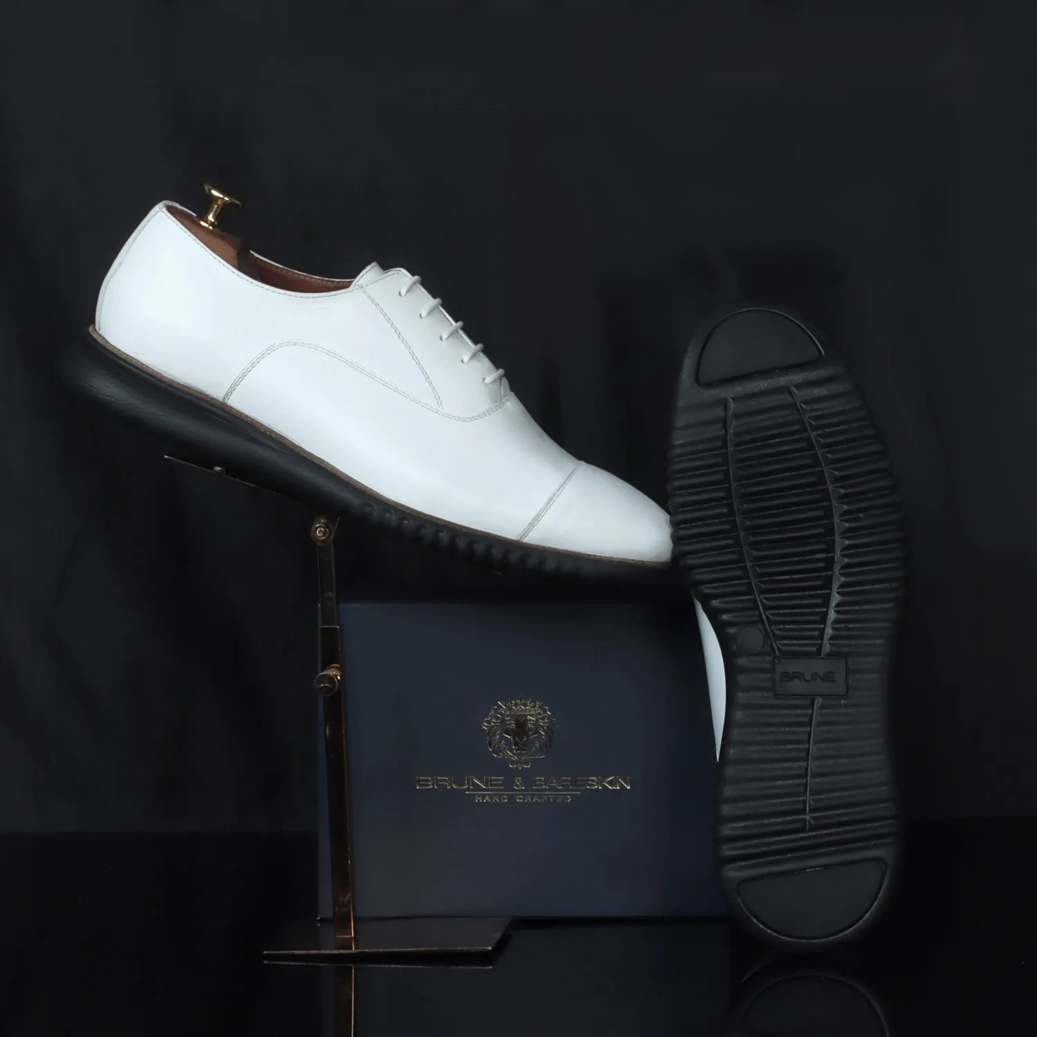 White Leather Oxford Lace-Up Shoe with Light Weight Sneaker Sole