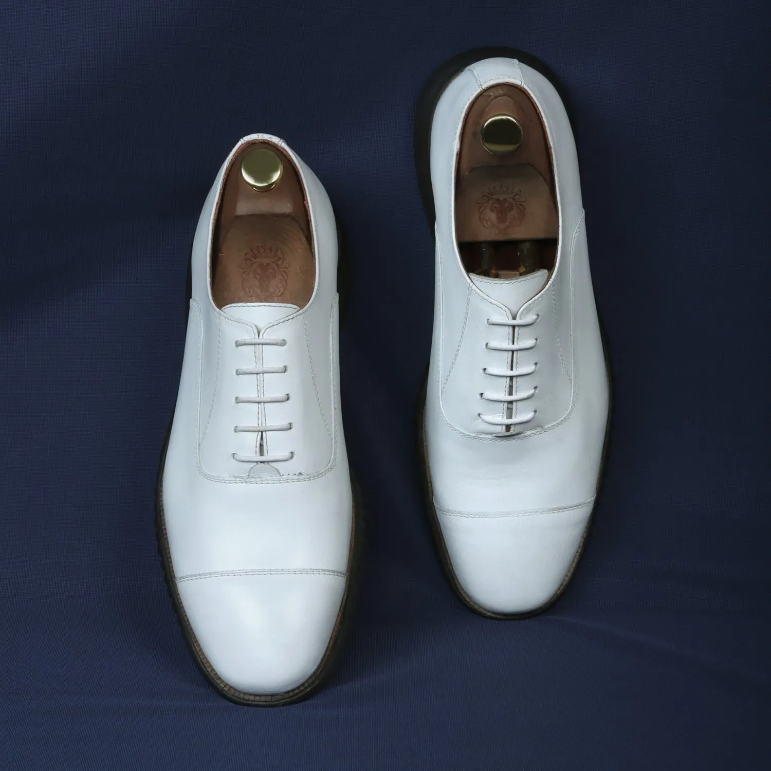 White Leather Oxford Lace-Up Shoe with Light Weight Sneaker Sole