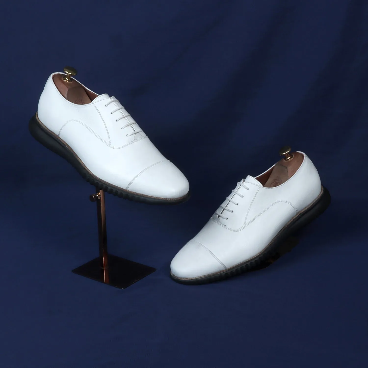 White Leather Oxford Lace-Up Shoe with Light Weight Sneaker Sole