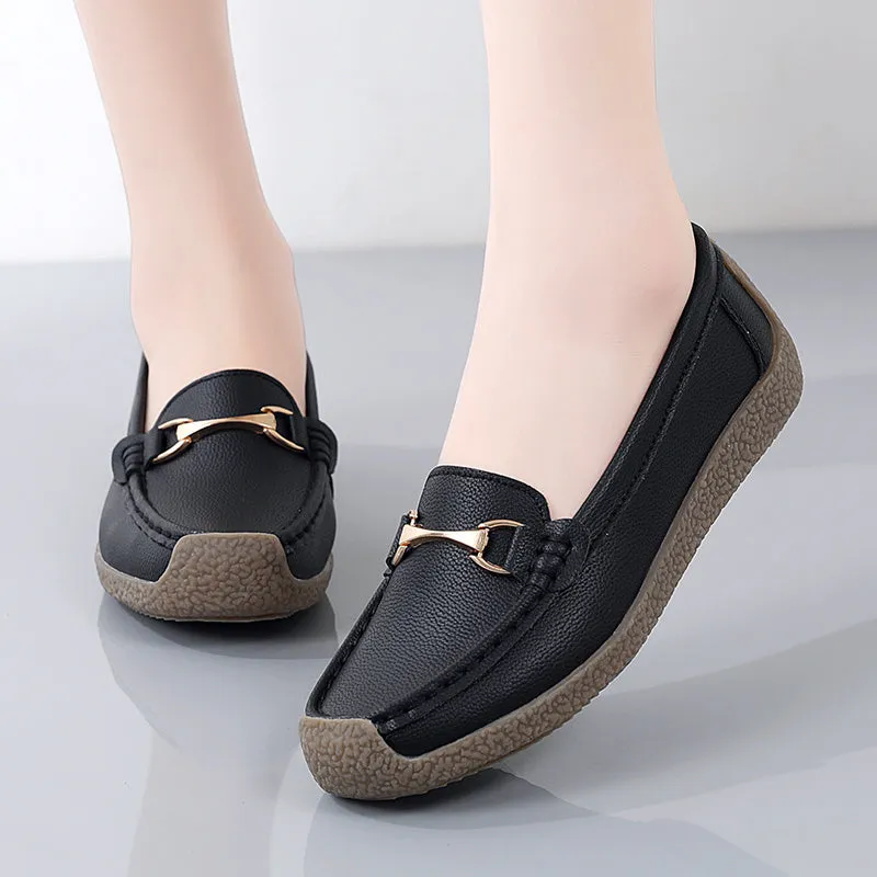 Women's Solid Color Faux Leather Slip-on Metal Decor Flat Shoes